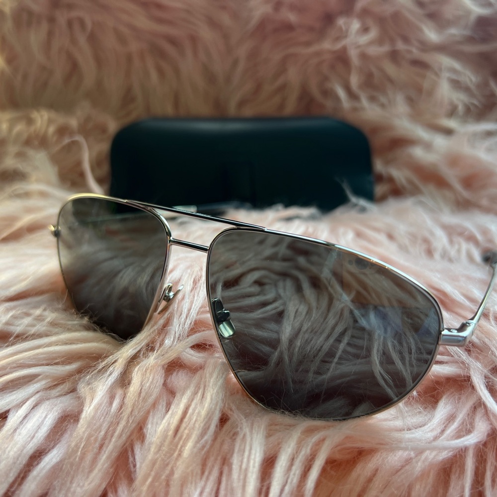 Authentic Yves Saint Laurent Silver Aviator Sunglasses 😎